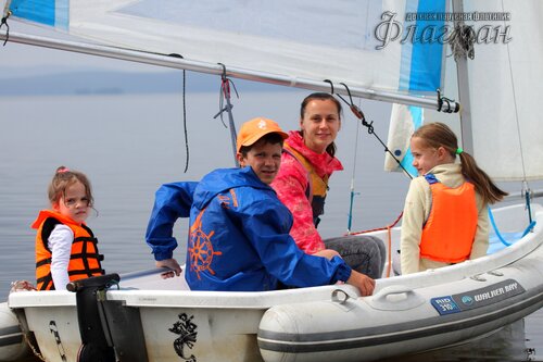 Фоторепортаж с парусной практики флотилии Флагман, прошедшей в июне 2017 года.